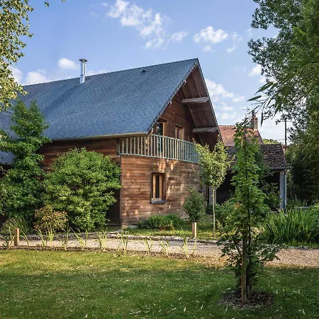Le Repaire D'Ecureuil - Maya Village Pougny Esterno foto